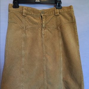 Knee length corduroy H&M skirt